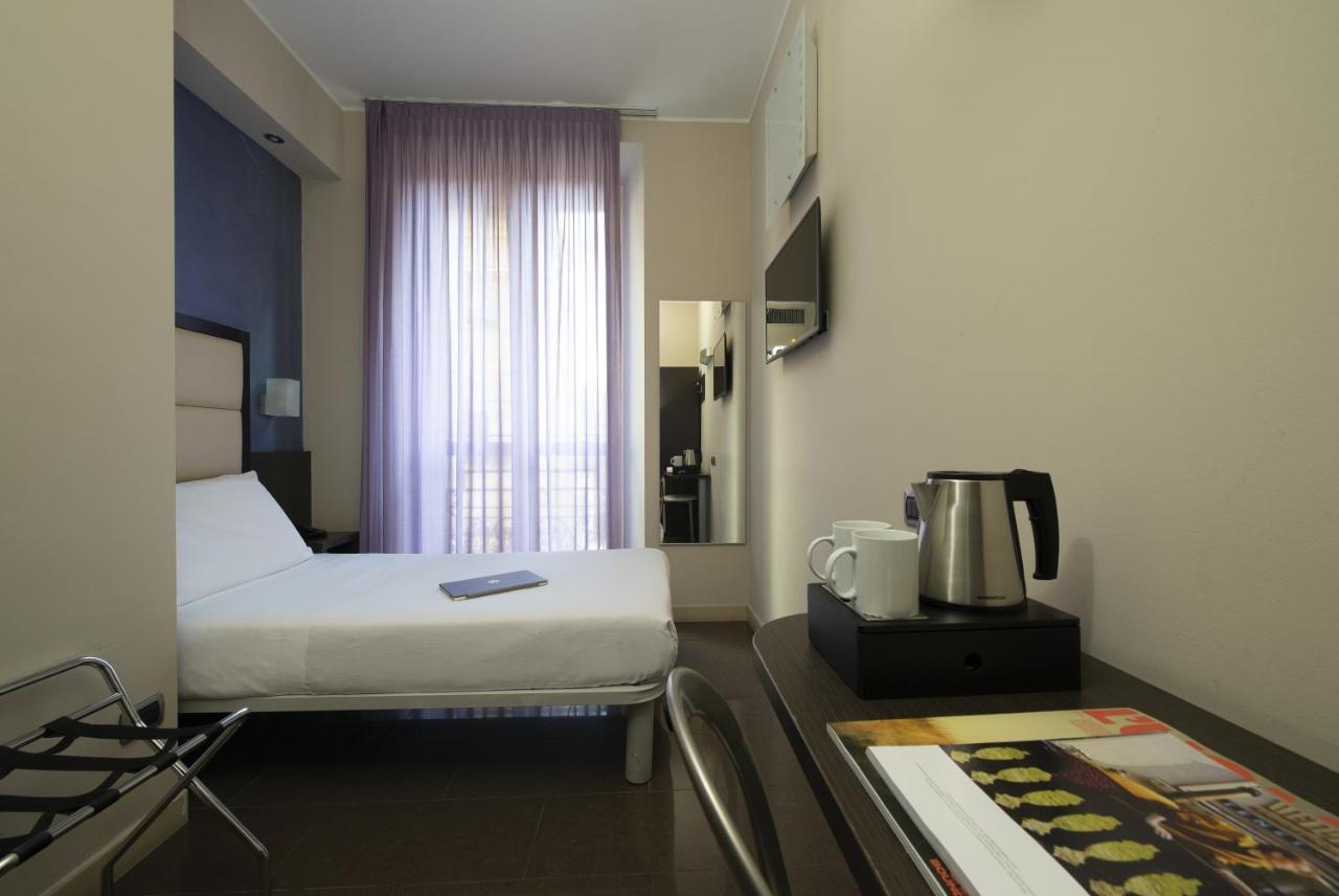 Hotel Five Milano Exterior foto