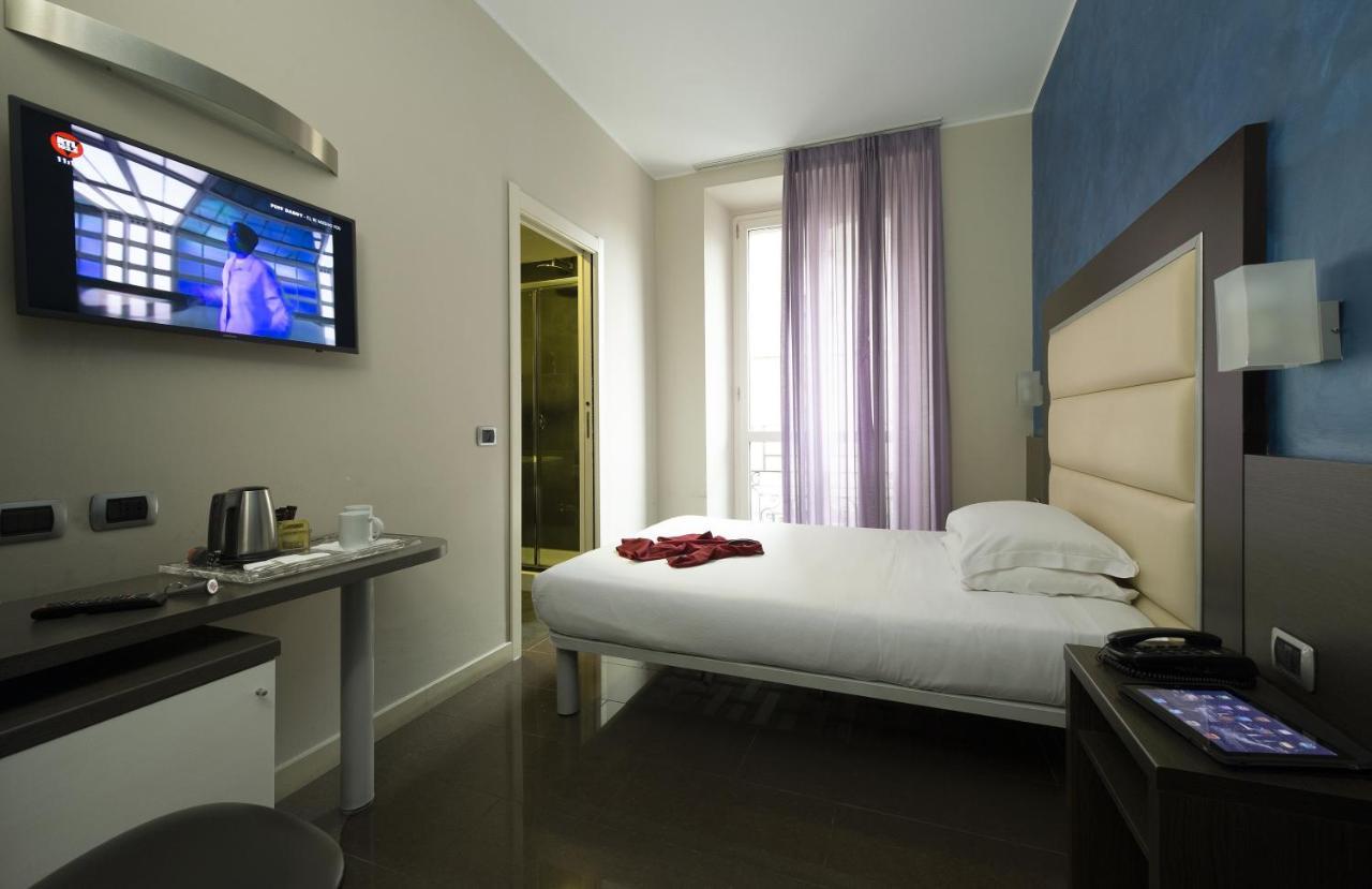 Hotel Five Milano Exterior foto