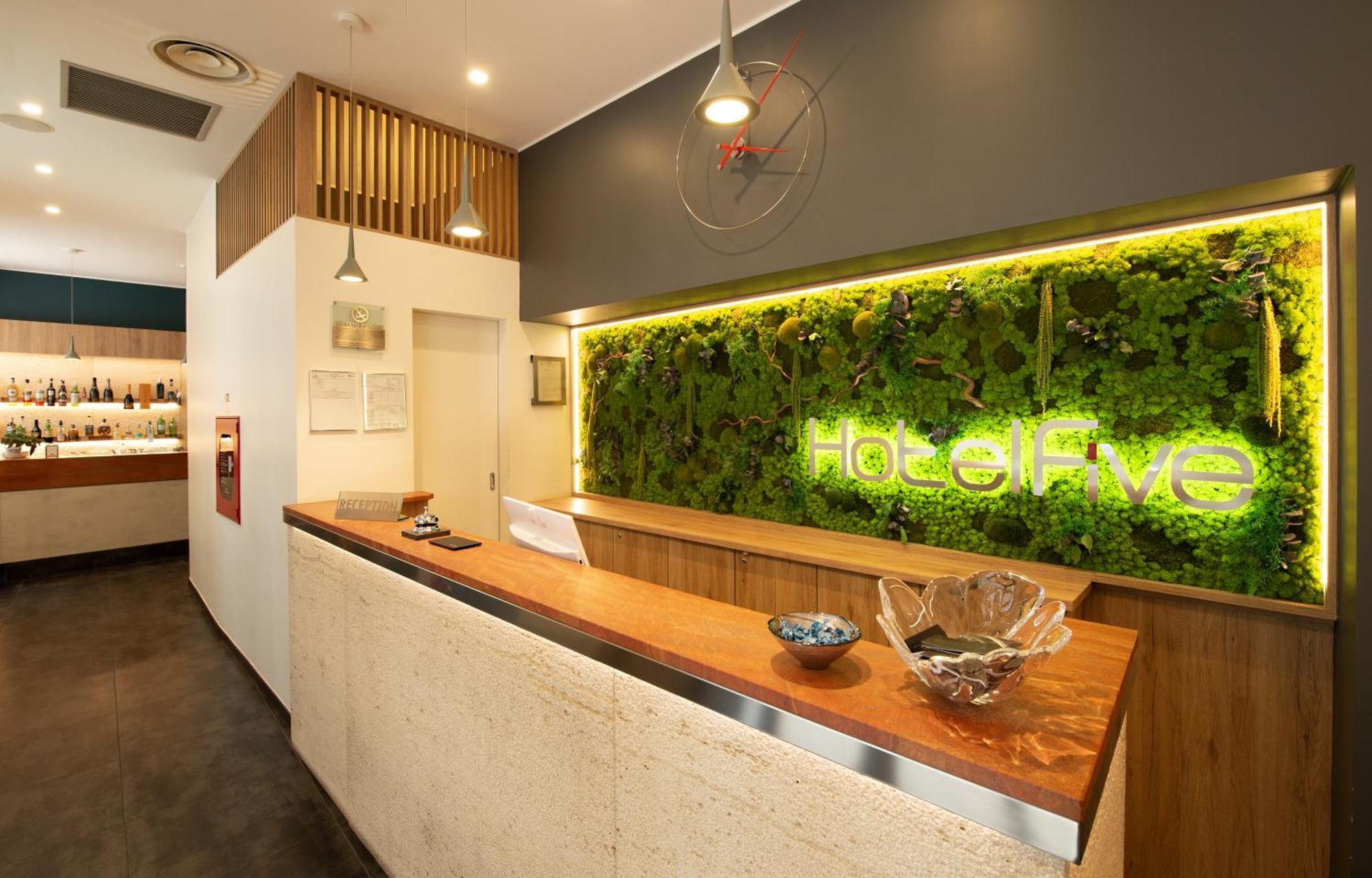 Hotel Five Milano Exterior foto